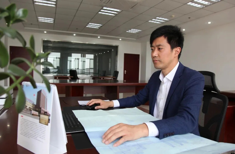 海安名匠丨江蘇鵬飛集團股份有限公司設(shè)計中心主任，高級工程師、高級技師李曉平